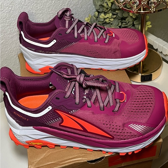 Altra Women's Olympus 5 Trail Running Shoes -W 8.5. Never Worn- 🆕 - Picture 5 of 9